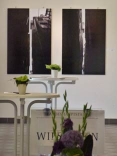 Vernissage im Foyer des Rathauses Wiesbaden